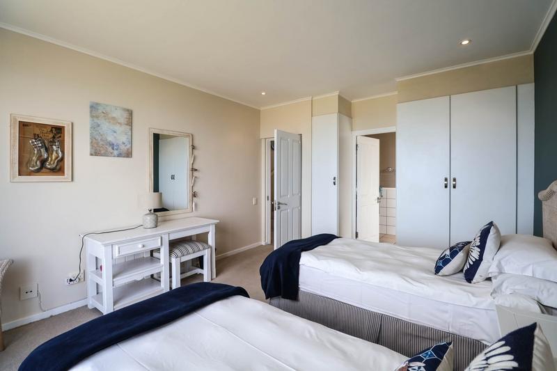 To Let 4 Bedroom Property for Rent in Pinnacle Point Golf Estate Western Cape